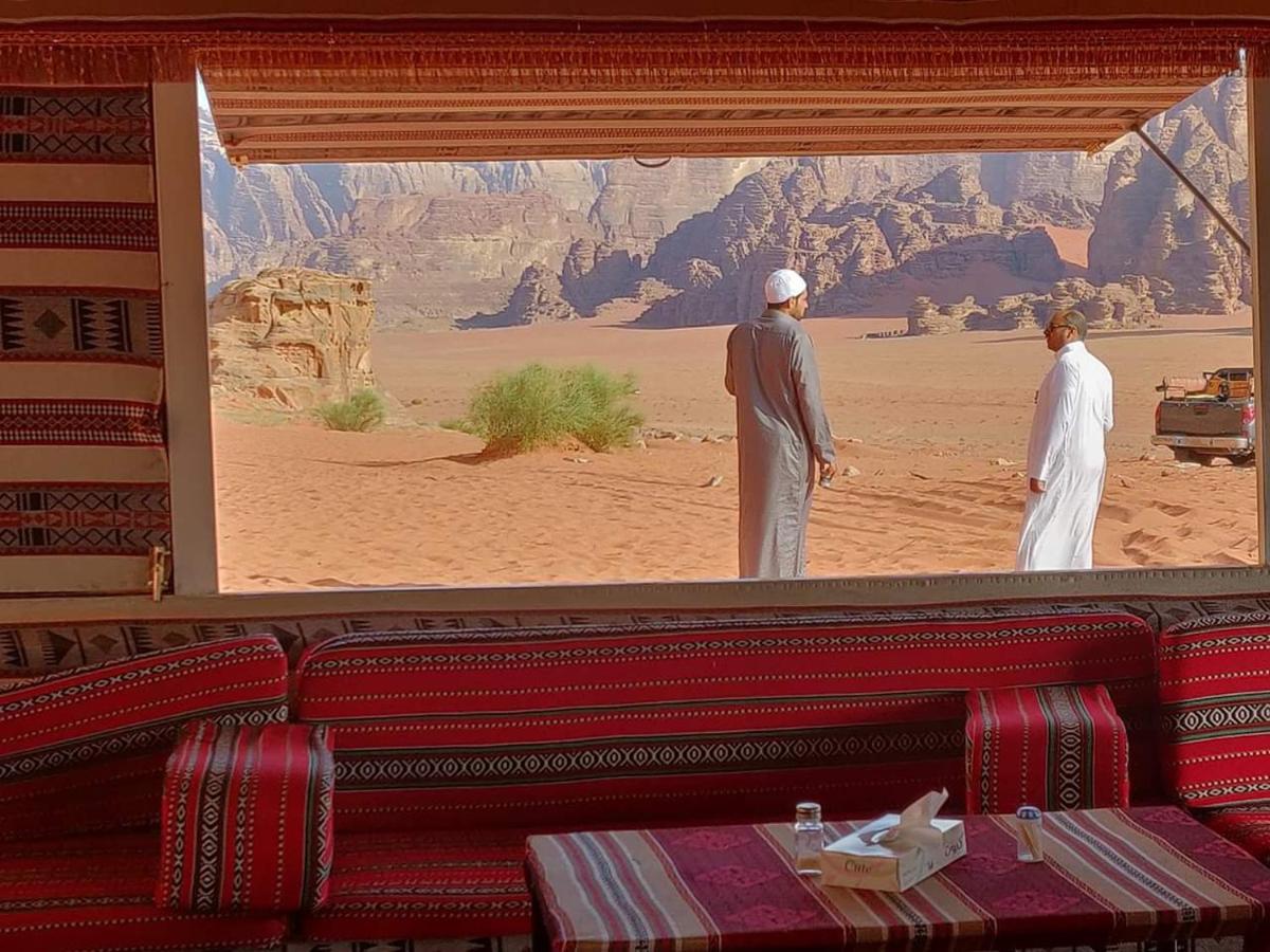 Omar Ghazi Camp Hotel Wadi Rum Exterior photo