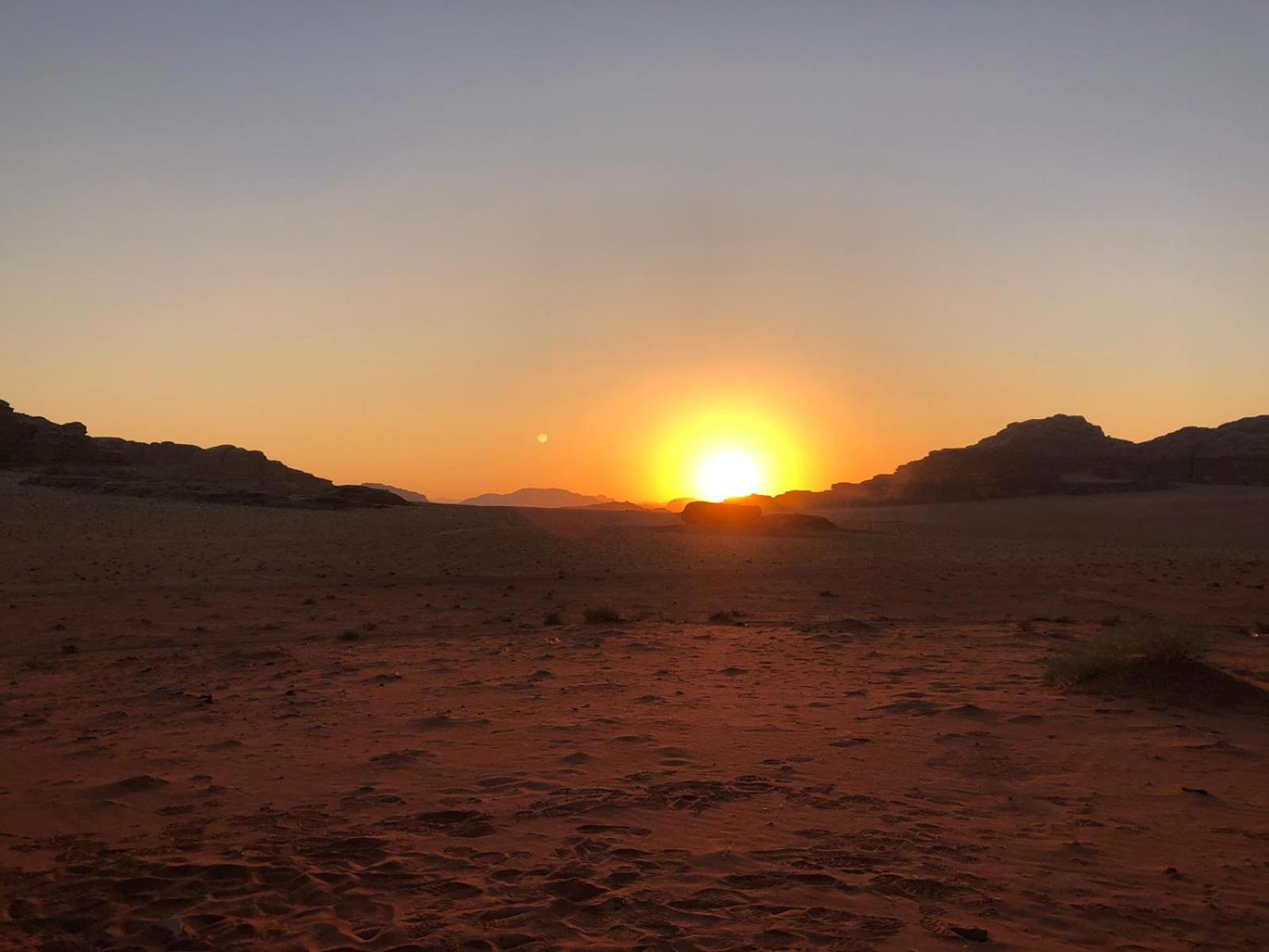 Omar Ghazi Camp Hotel Wadi Rum Exterior photo