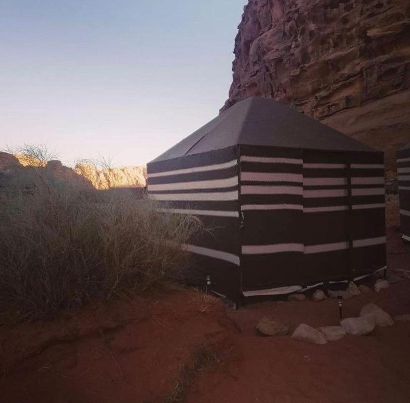 Omar Ghazi Camp Hotel Wadi Rum Exterior photo