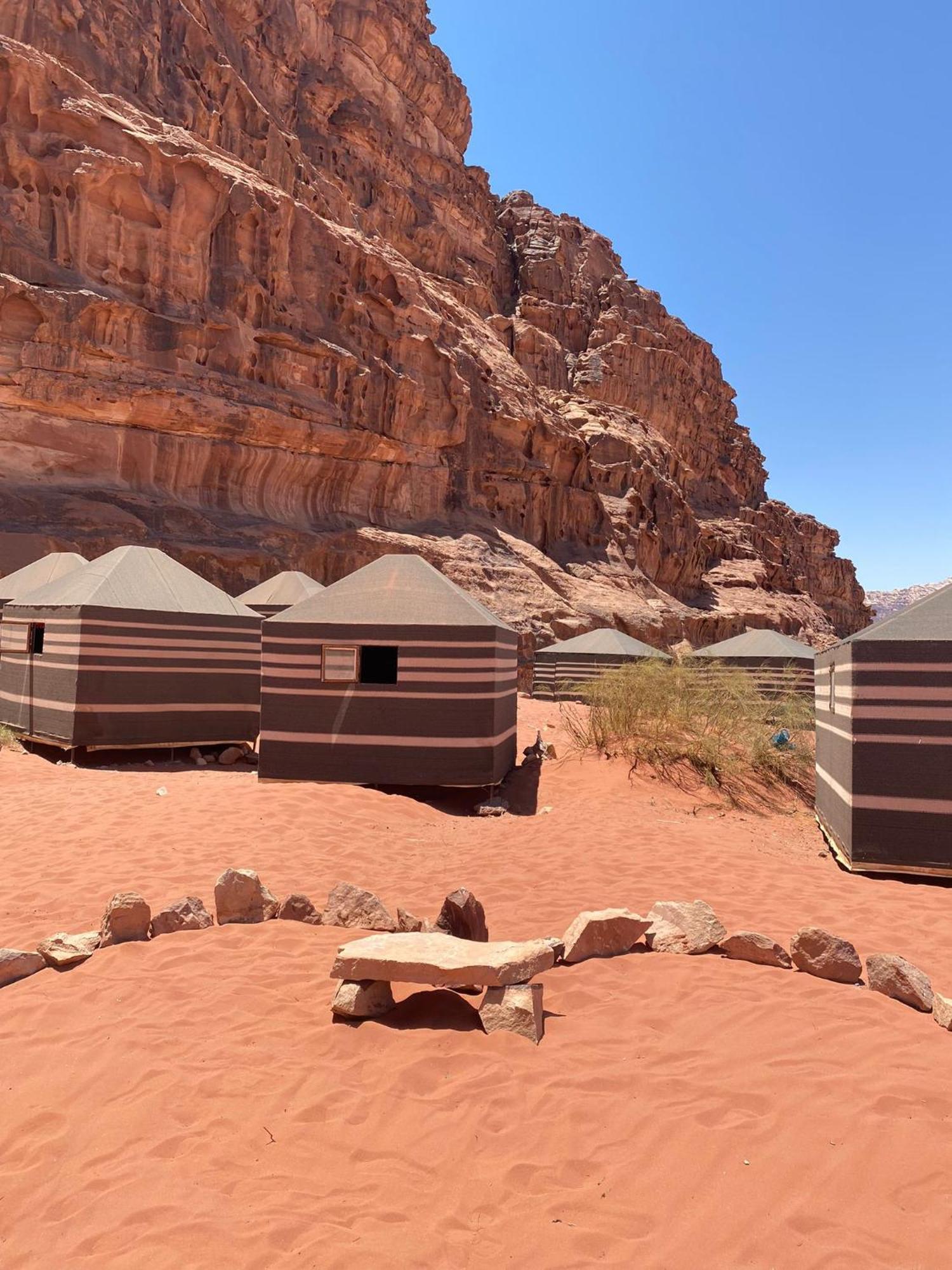 Omar Ghazi Camp Hotel Wadi Rum Exterior photo
