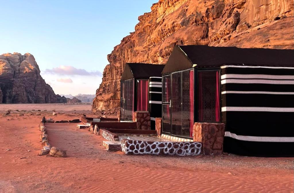 Omar Ghazi Camp Hotel Wadi Rum Exterior photo